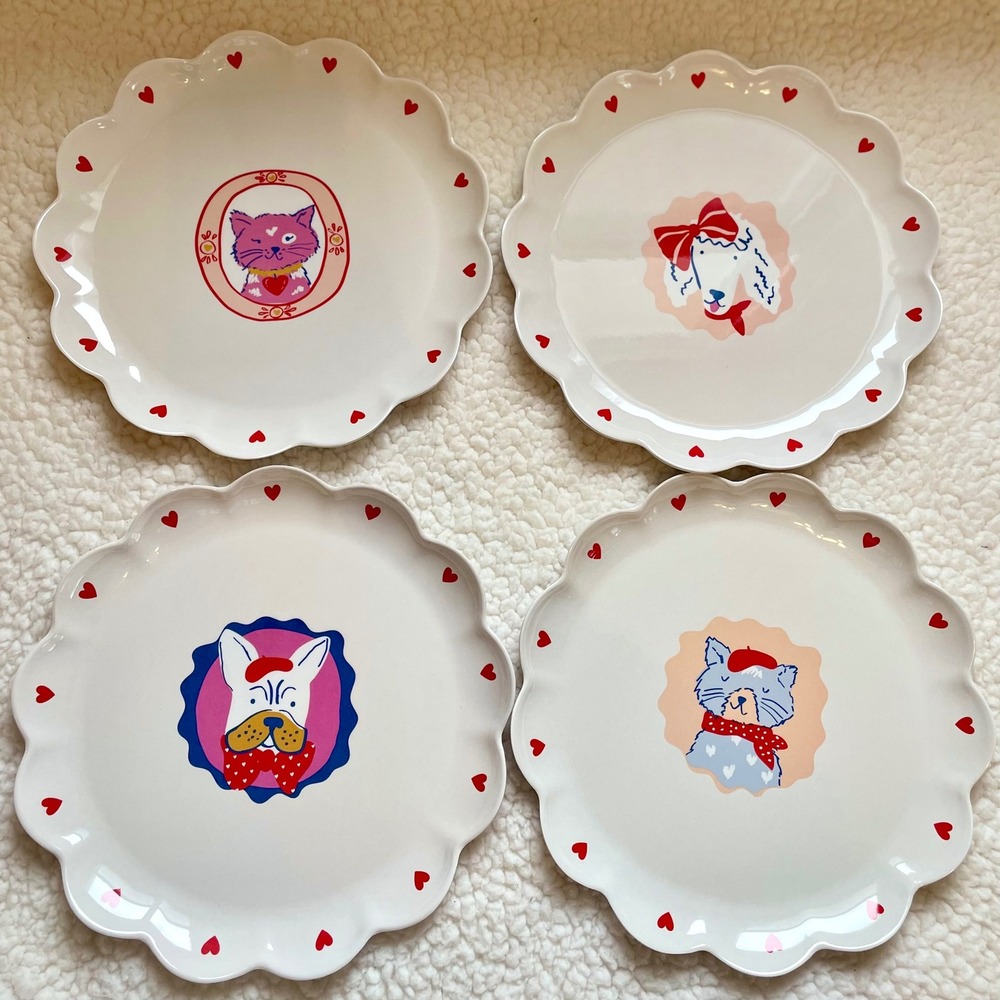 Pillowfort Scalloped Melamine Plate Set 4pc French Cat Dog Heart White Red Pet